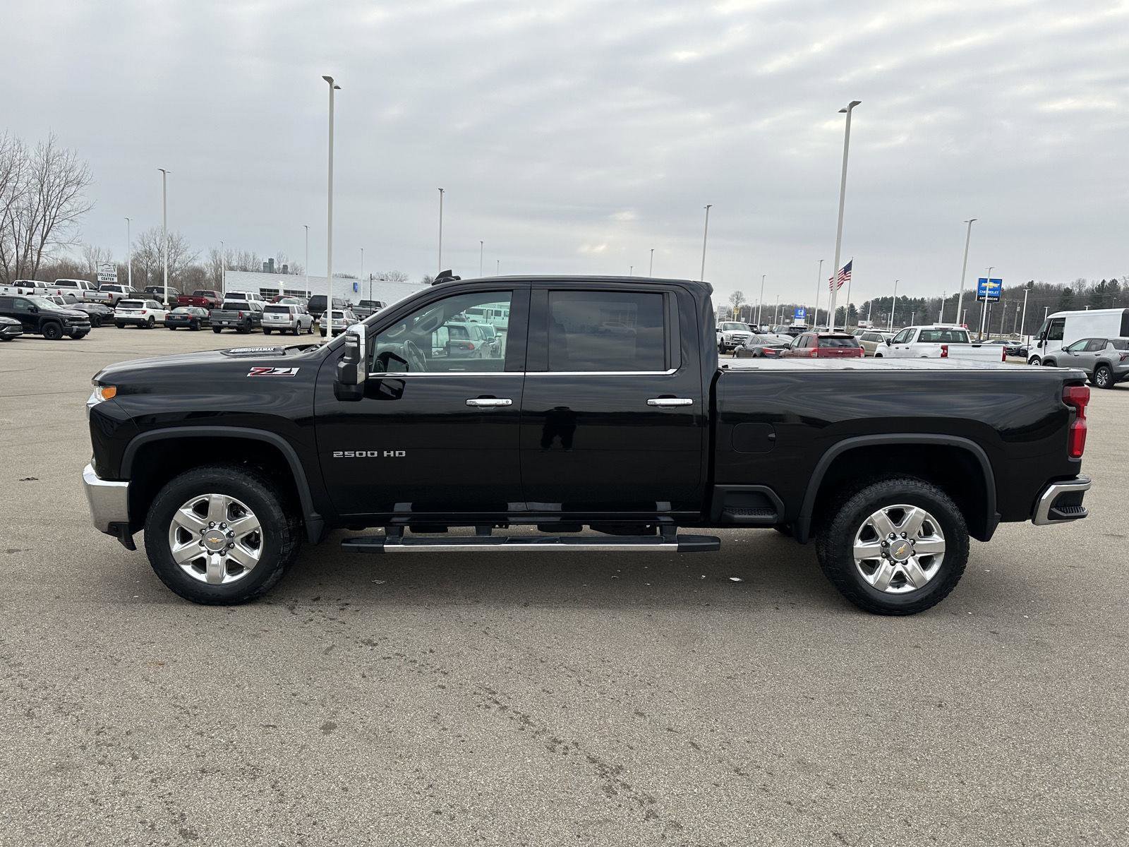 Used 2022 Chevrolet Silverado 2500 LTZ w/ Gooseneck/5TH Wheel Package image 2