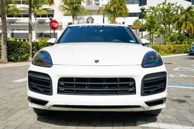Used 2022 Porsche Cayenne GTS AWD/4WD image 7