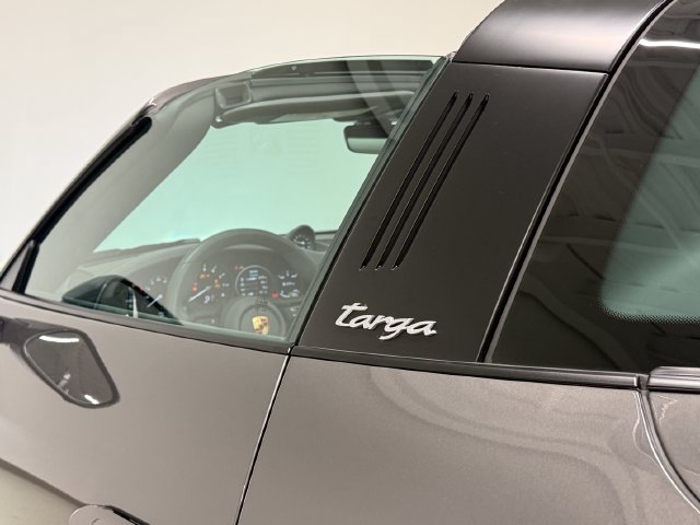 Certified 2024 Porsche 911 Targa 4S AWD/4WD image 9