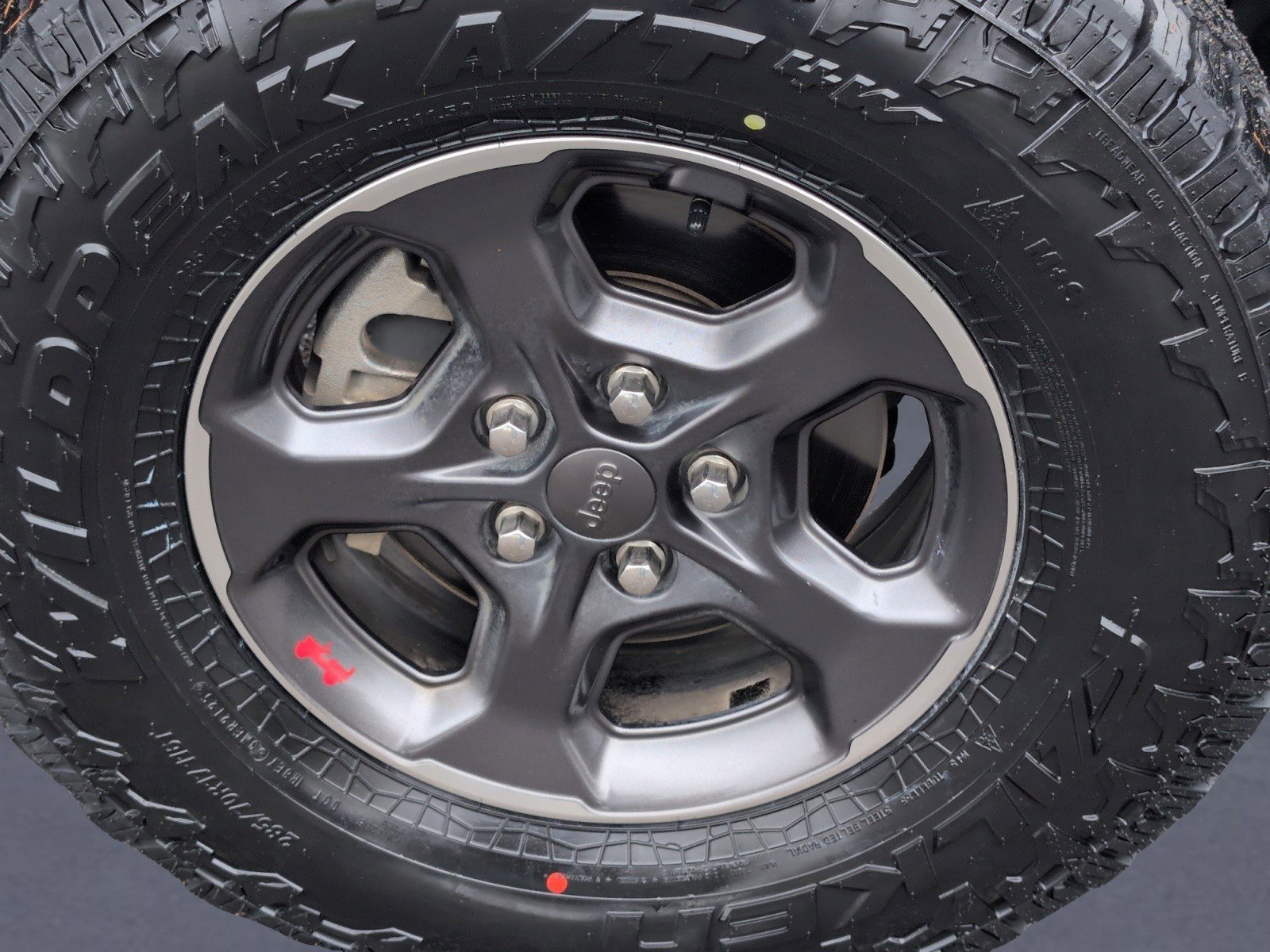 Used 2020 Jeep Gladiator Rubicon image 39