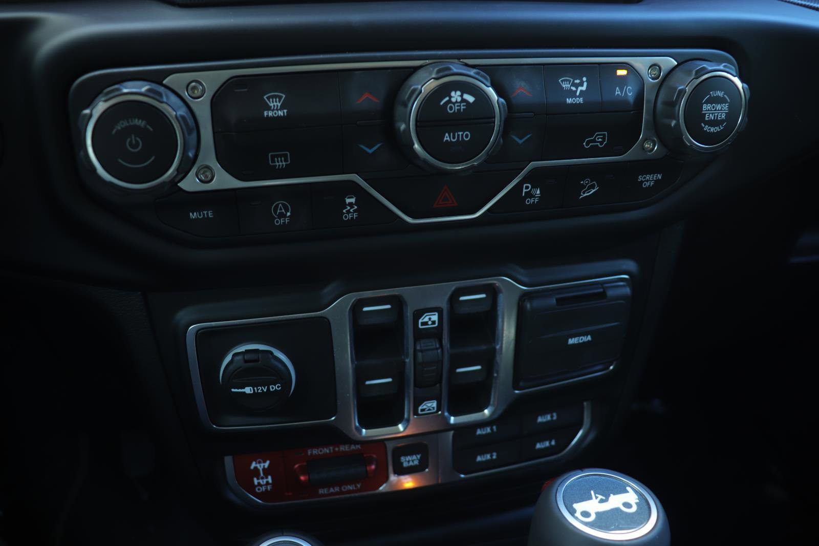 Used 2019 Jeep Wrangler Unlimited Rubicon image 34