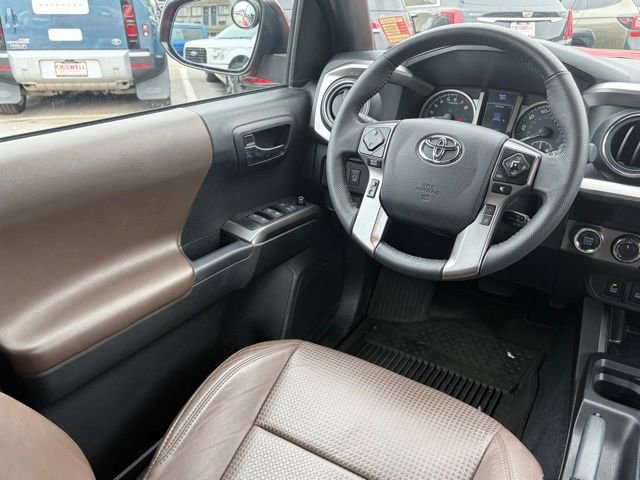 Used 2023 Toyota Tacoma Limited AWD/4WD image 34