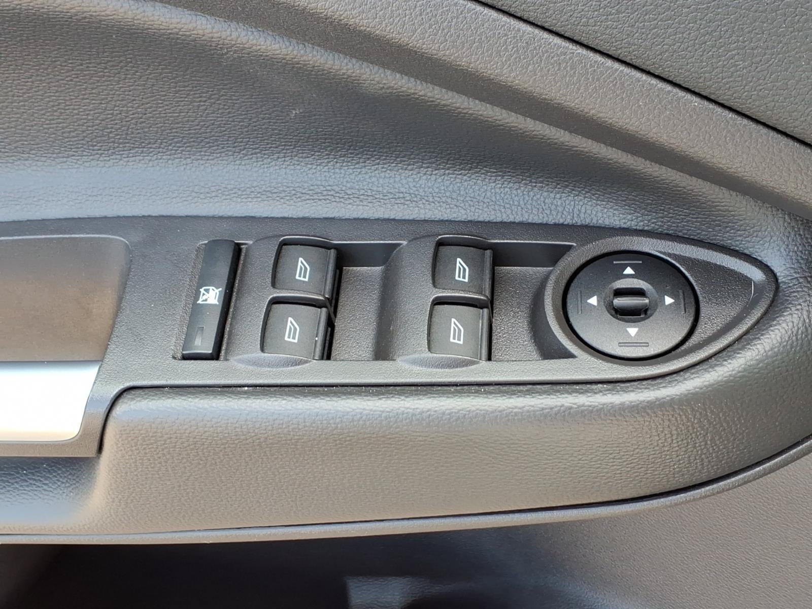 Used 2018 Ford Escape SEL AWD/4WD image 22