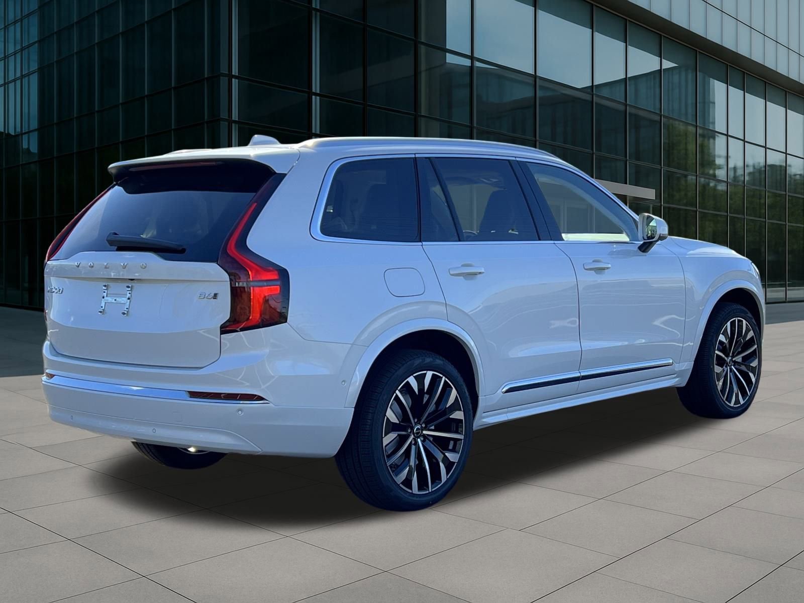 New 2026 Volvo XC90 B6 Ultra image 5