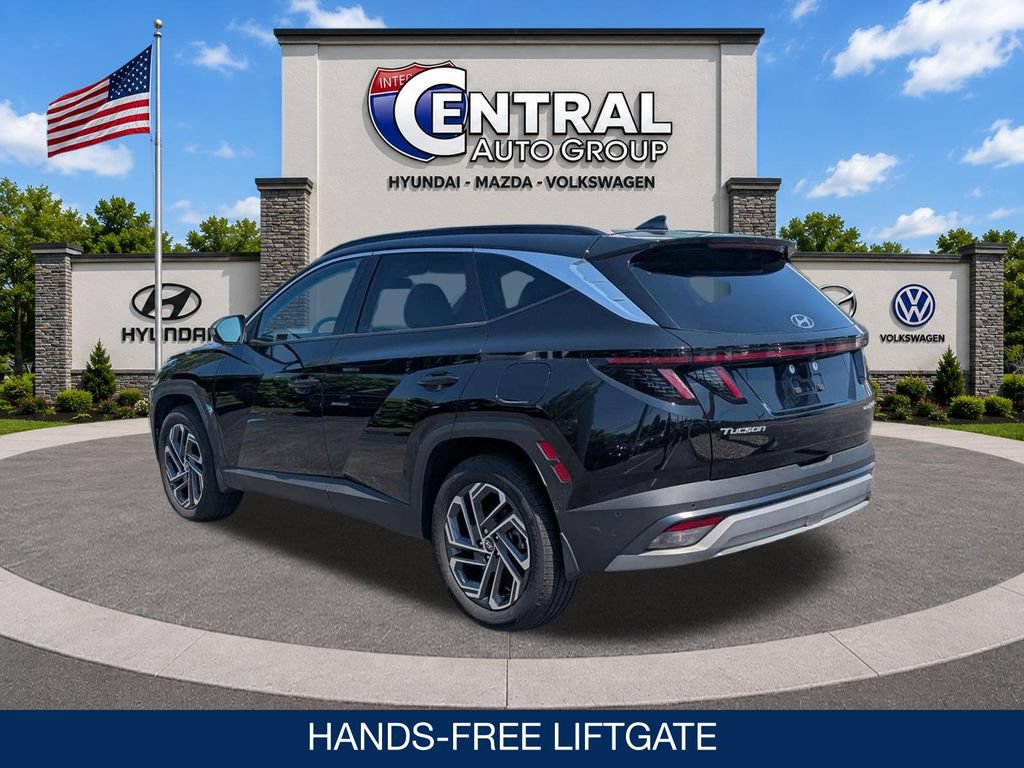 Certified 2025 Hyundai Tucson Limited AWD/4WD image 6