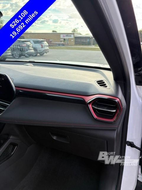 Used 2024 Chevrolet TrailBlazer RS w/ Convenience Package AWD/4WD image 33
