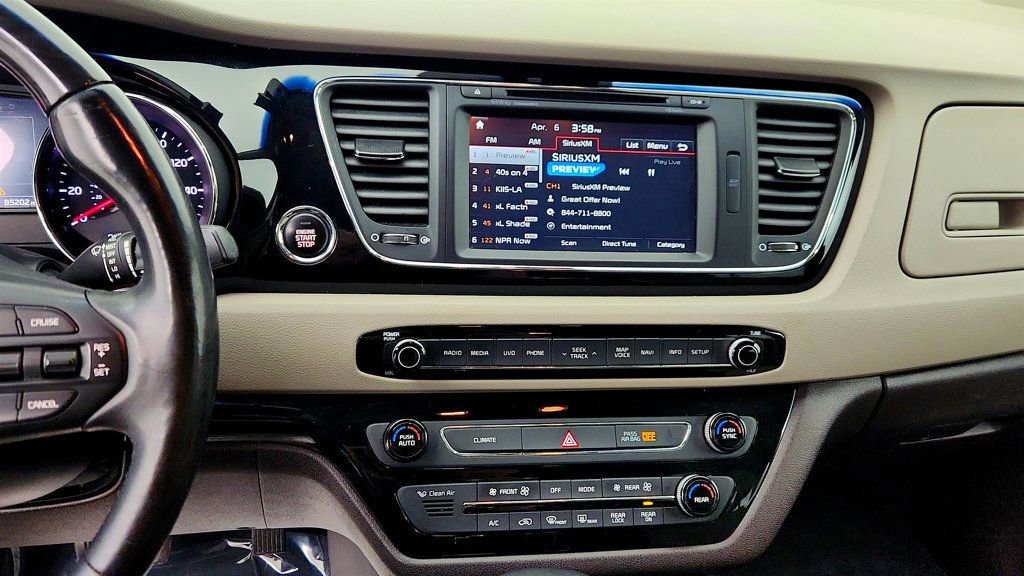 Used 2018 Kia Sedona SX Limited w/ SX Limited Prestige Package image 17