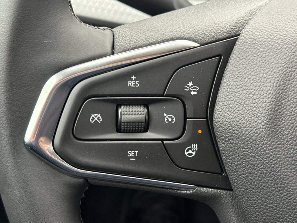 Used 2025 Chevrolet Trax LT w/ Driver Confidence Package FWD image 20