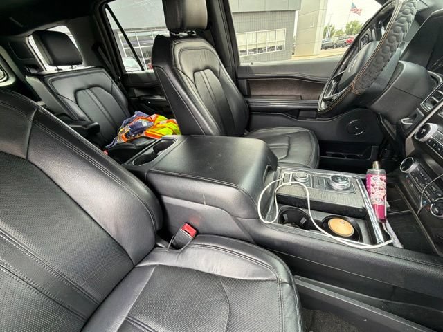 Used 2020 Ford Expedition Limited w/ Equipment Group 301A AWD/4WD image 18