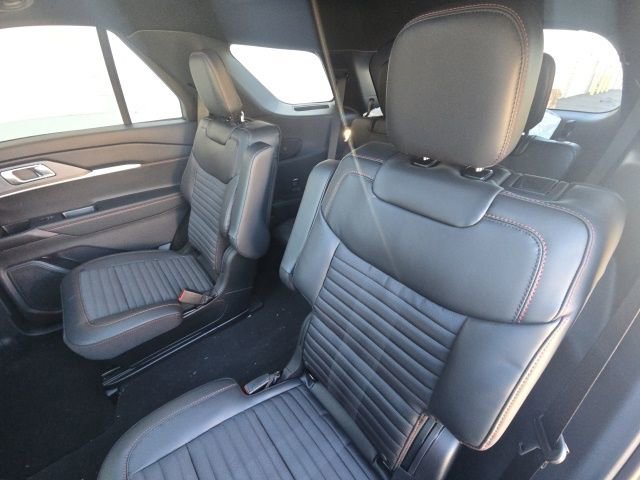 New 2026 Ford Explorer ST-Line w/ ST-Line Street Pack image 20