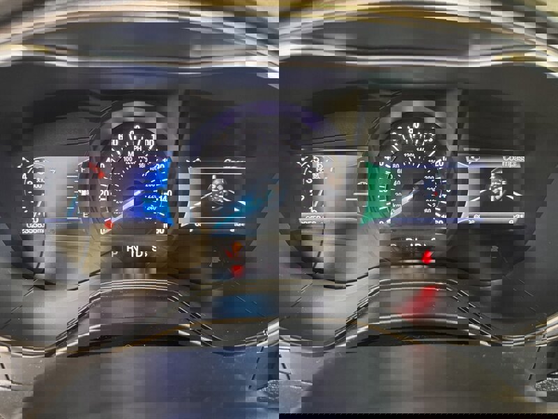 Used 2020 Ford Fusion SE image 27