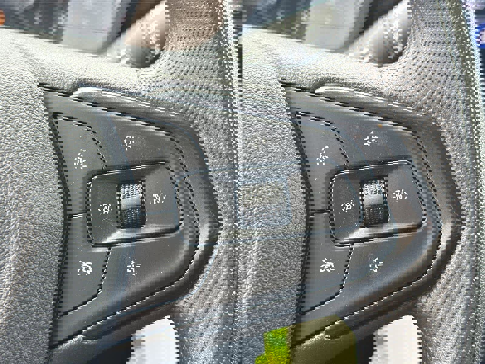 Used 2024 Chevrolet Trax LS image 24