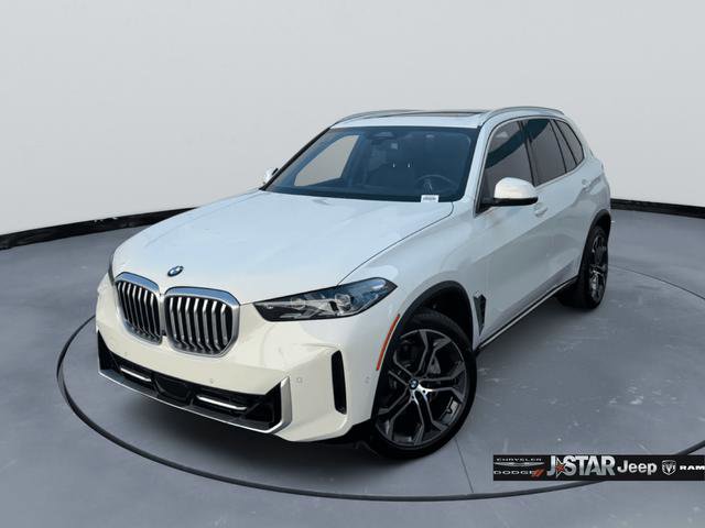 Used 2024 BMW X5 sDrive40i w/ Premium Package RWD image 1