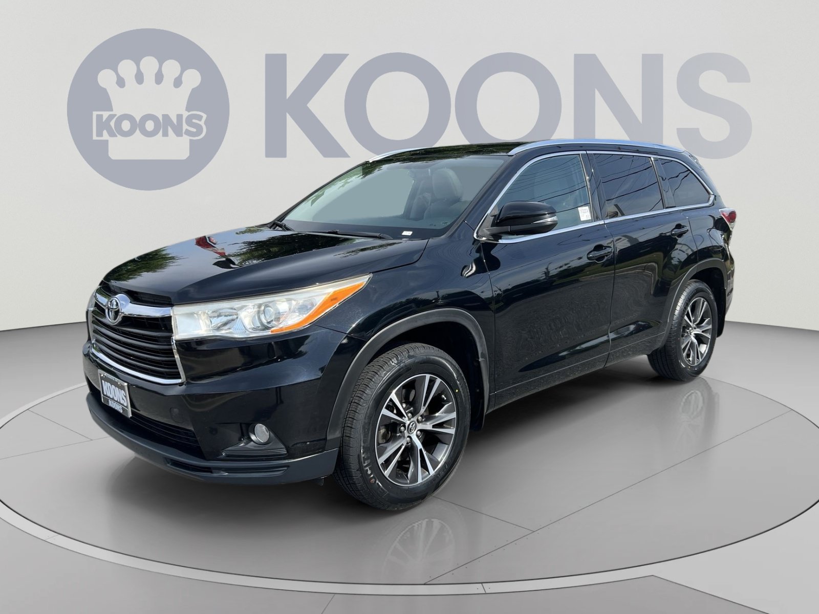 Used 2016 Toyota Highlander XLE