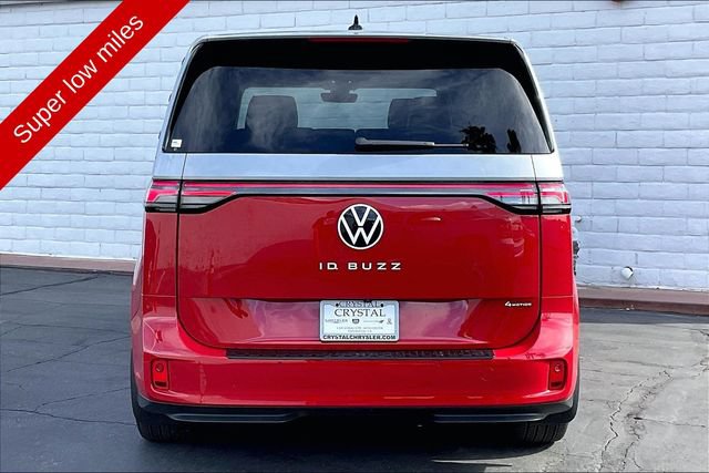Used 2025 Volkswagen ID. Buzz Pro S Plus AWD/4WD image 3