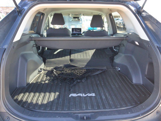 Used 2024 Toyota RAV4 XLE image 27
