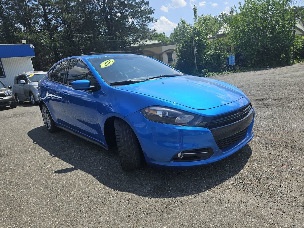Used 2015 Dodge Dart SXT w/ Sun/Sound Group FWD image 7
