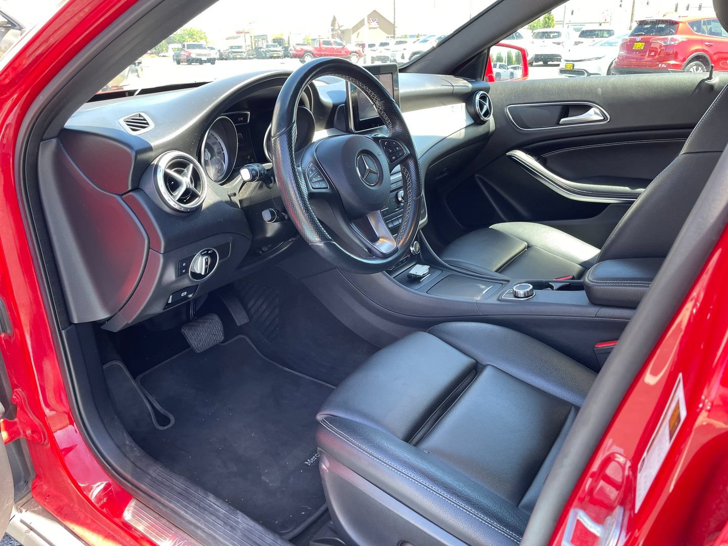 Used 2016 Mercedes-Benz GLA 250 4MATIC image 9