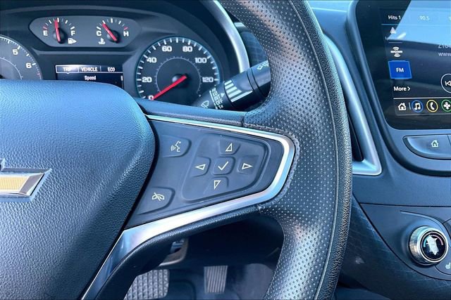Used 2025 Chevrolet Malibu LT FWD image 12