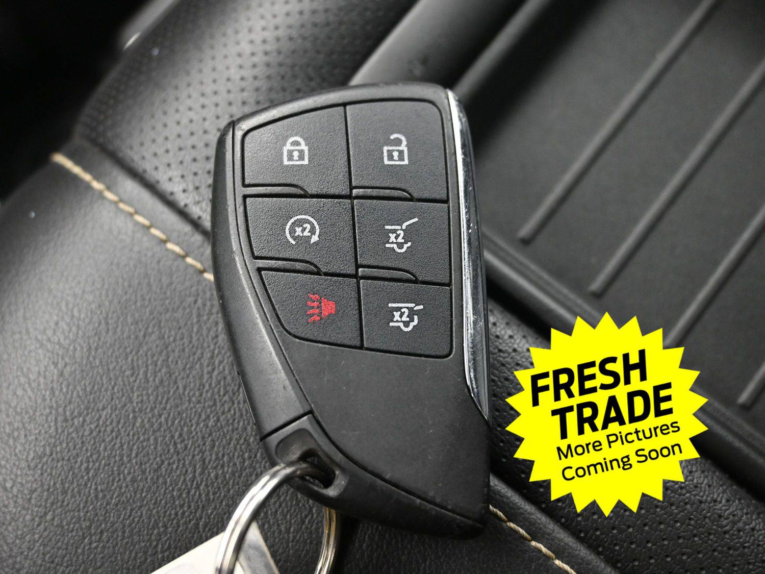 Used 2021 Chevrolet Suburban Premier w/ Premium Package image 38