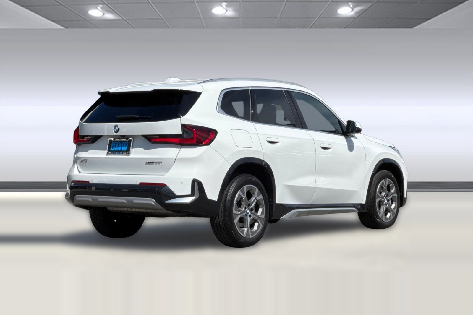 Used 2025 BMW X1 xDrive28i w/ Convenience Package image 8
