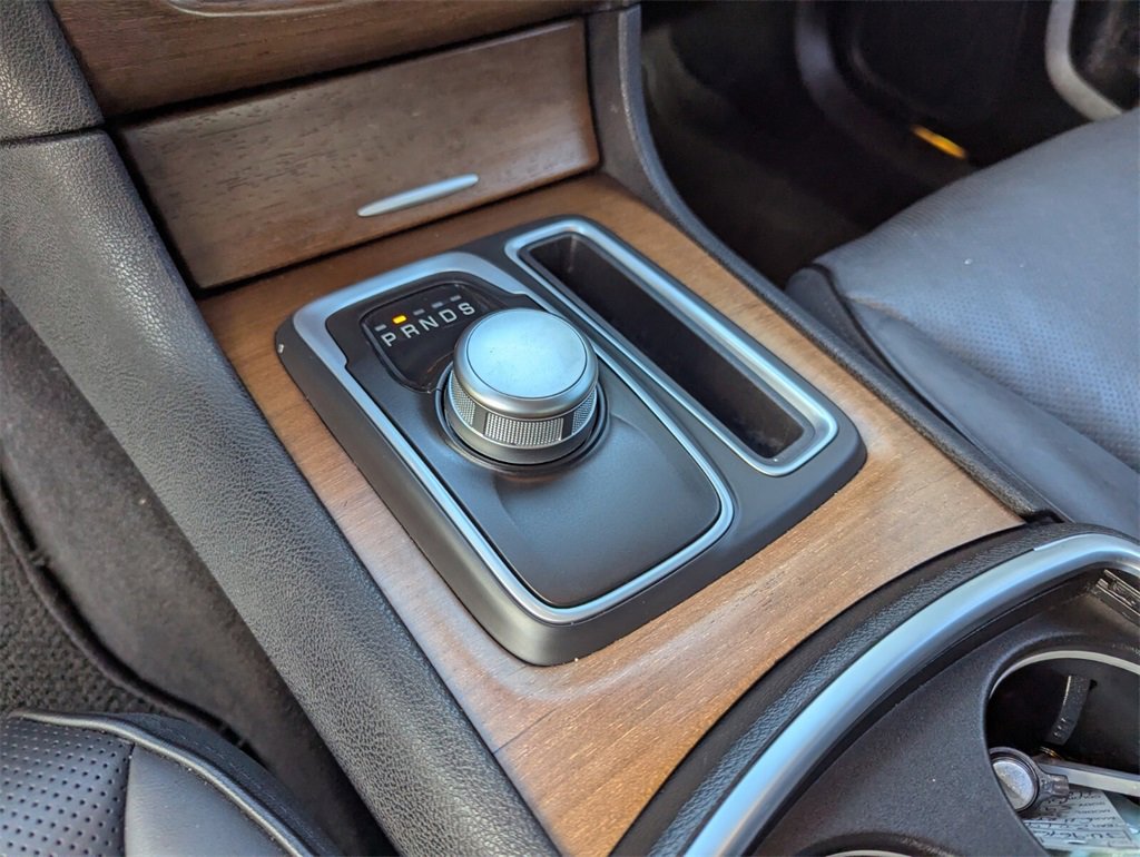 Used 2019 Chrysler 300 C w/ Sun, Sound & Nav Package image 20