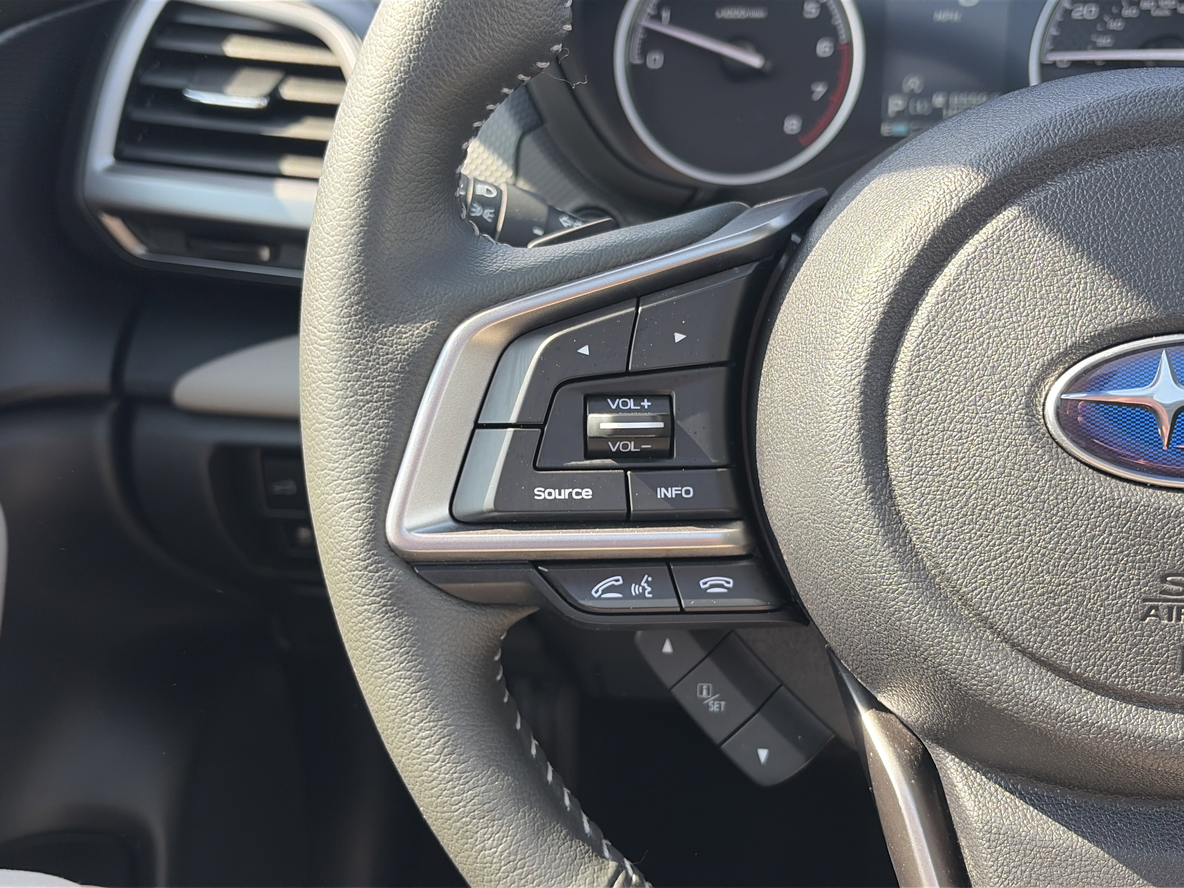 Used 2022 Subaru Forester Limited w/ Popular Package #2 image 24