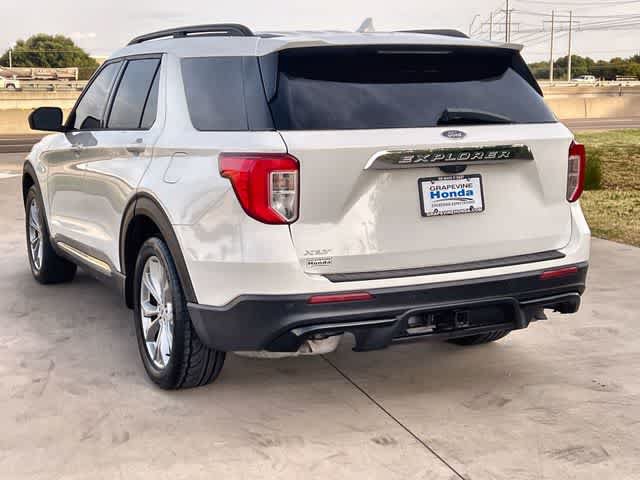 Used 2022 Ford Explorer XLT w/ Equipment Group 202A RWD image 5