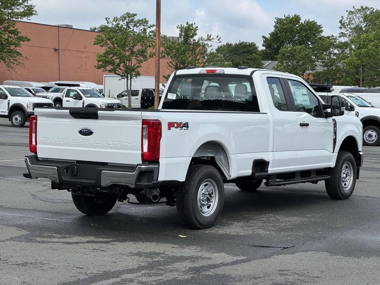 New 2025 Ford F250 XLT w/ FX4 Off-Road Package image 2