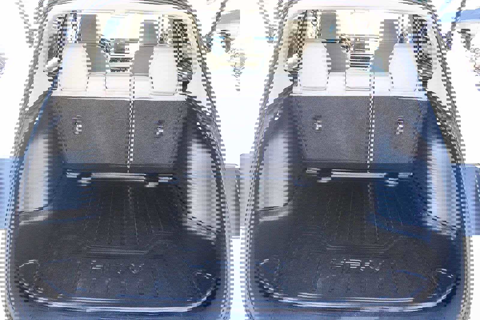 Used 2023 Honda HR-V LX image 25