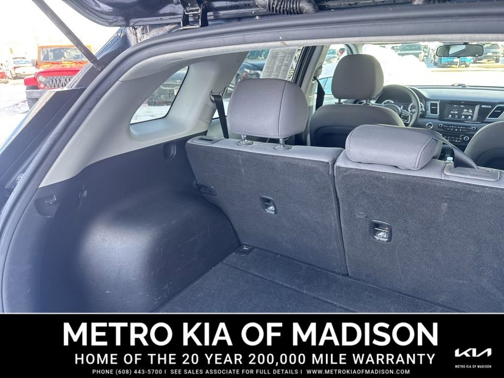Used 2019 Kia Niro LX image 28