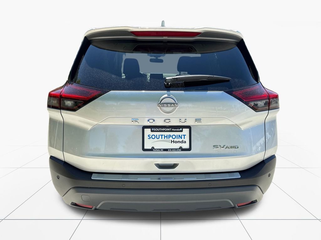 Used 2023 Nissan Rogue SV AWD/4WD image 7