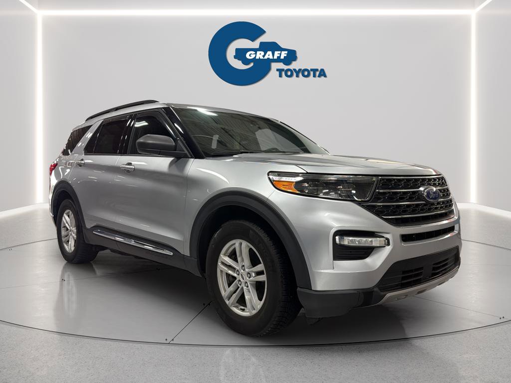 Used 2020 Ford Explorer XLT w/ Equipment Group 202A RWD image 4