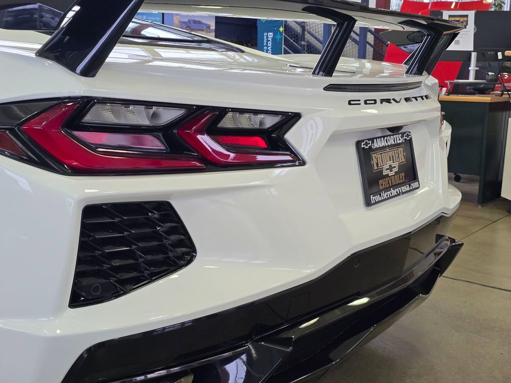 New 2026 Chevrolet Corvette Stingray Premium Cpe w/ Z51 Performance Package image 10