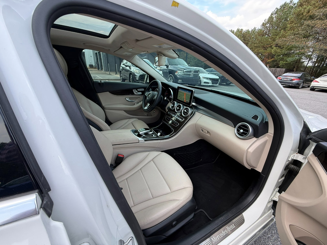 Used 2017 Mercedes-Benz C 300 Sedan image 14