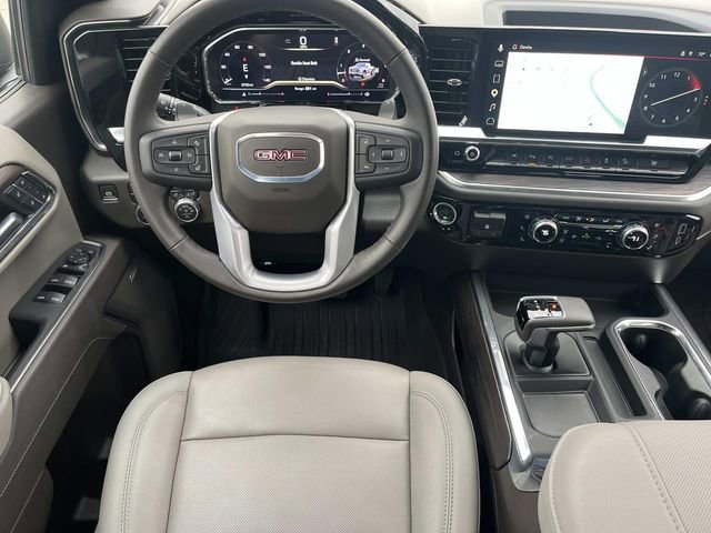 Used 2025 GMC Sierra 1500 SLT w/ SLT Premium Plus Package image 17