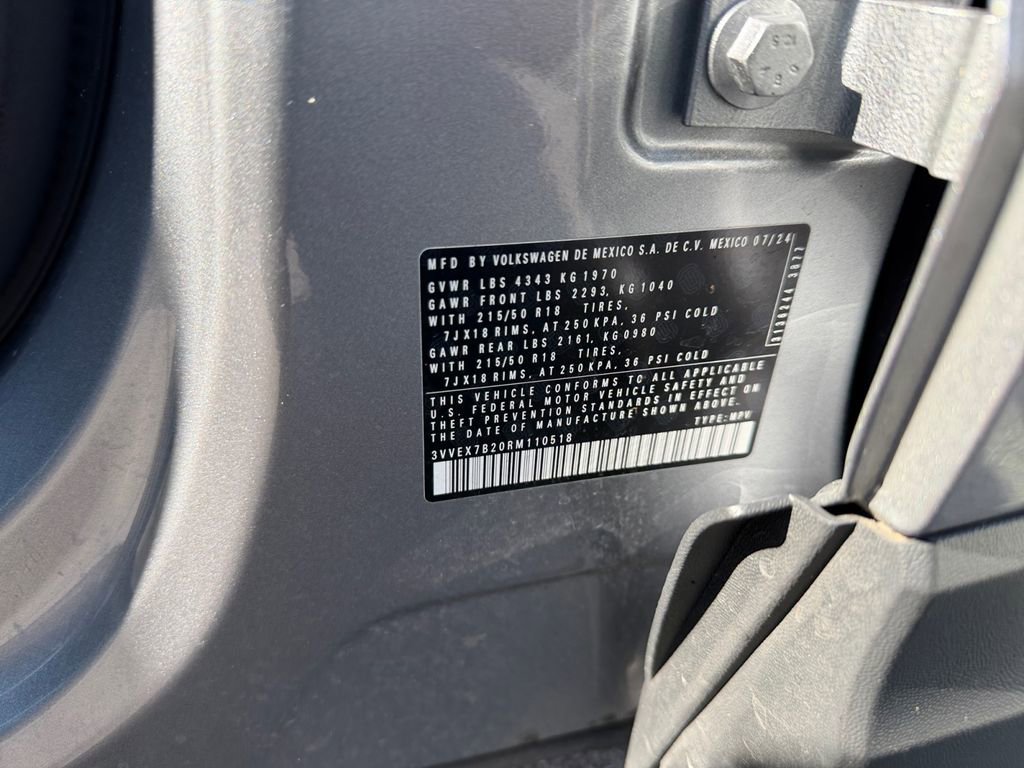 Used 2024 Volkswagen Taos SE image 30