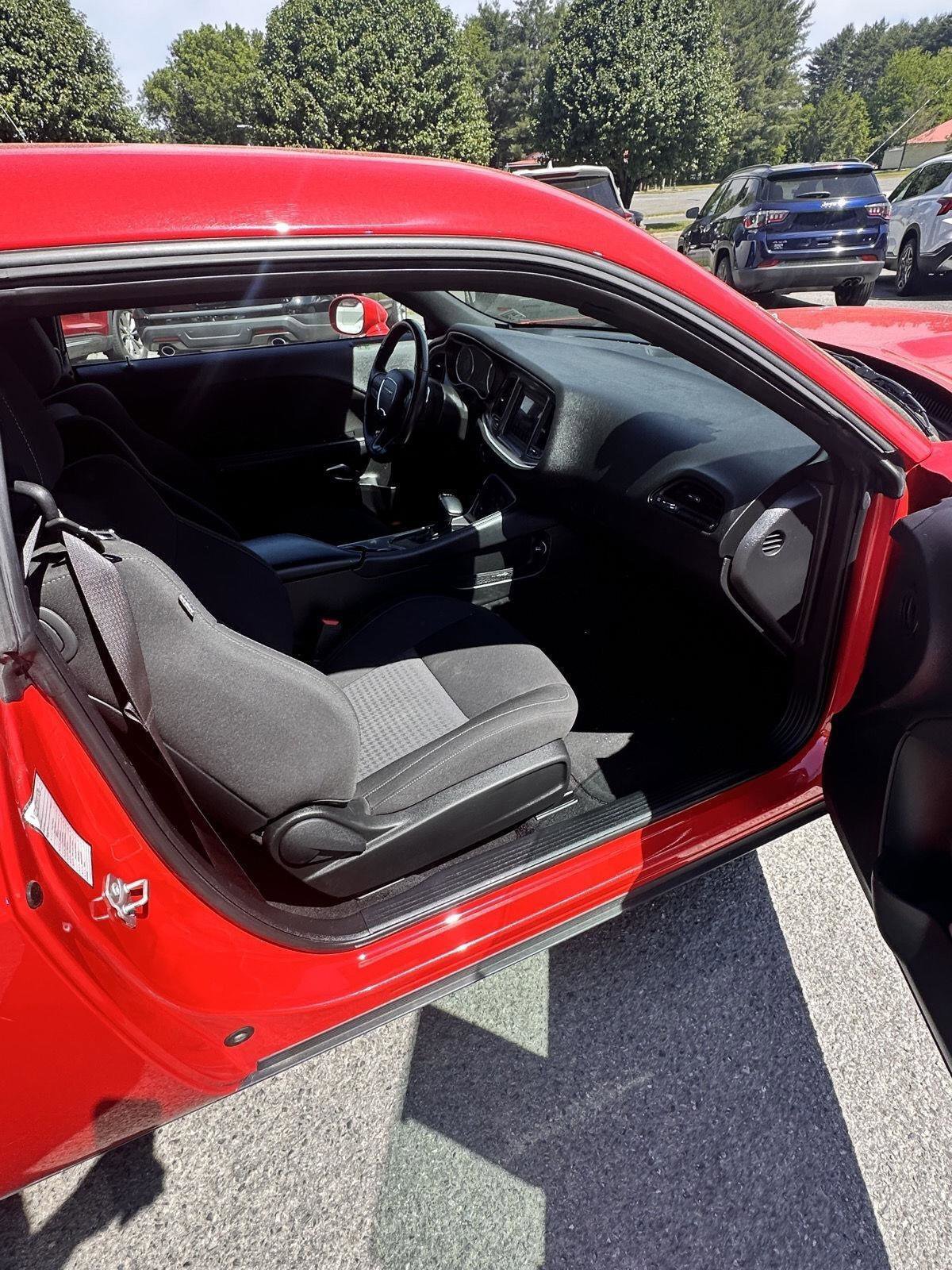 Used 2022 Dodge Challenger GT image 12