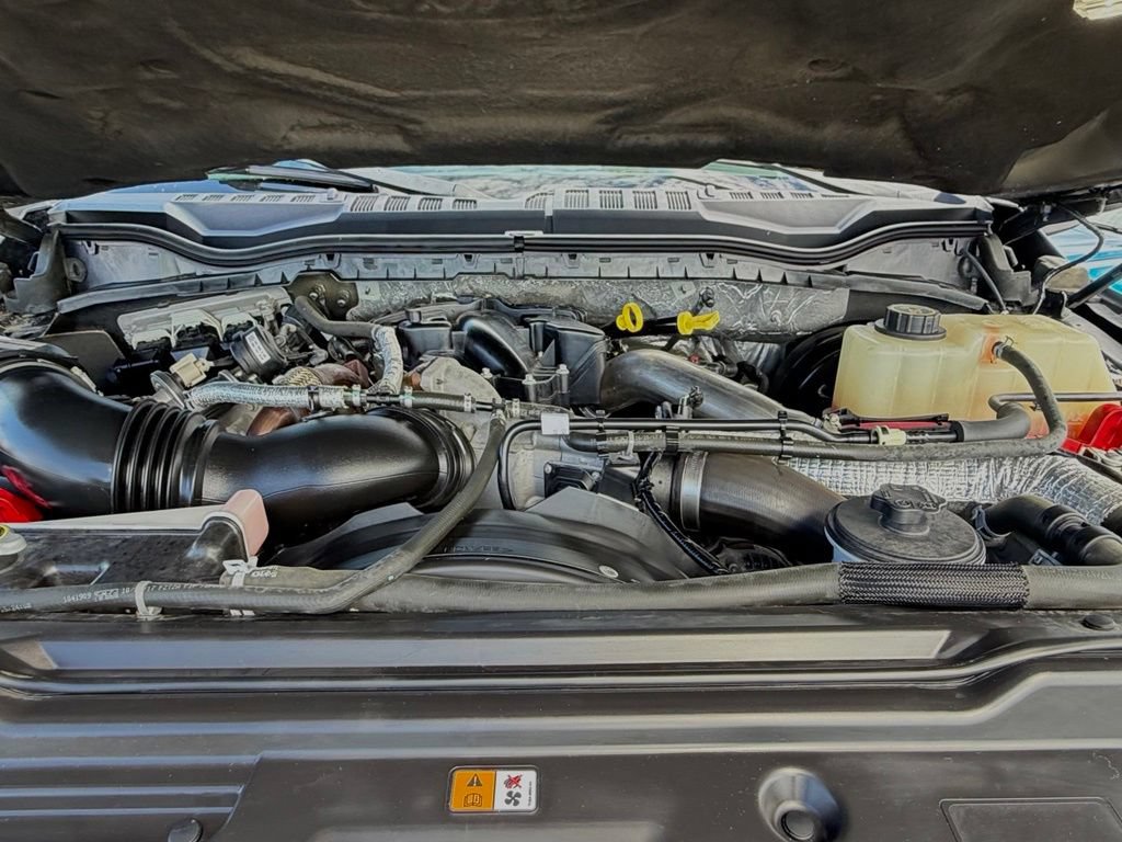 Certified 2017 Ford F250 Lariat w/ Lariat Ultimate Package AWD/4WD image 30