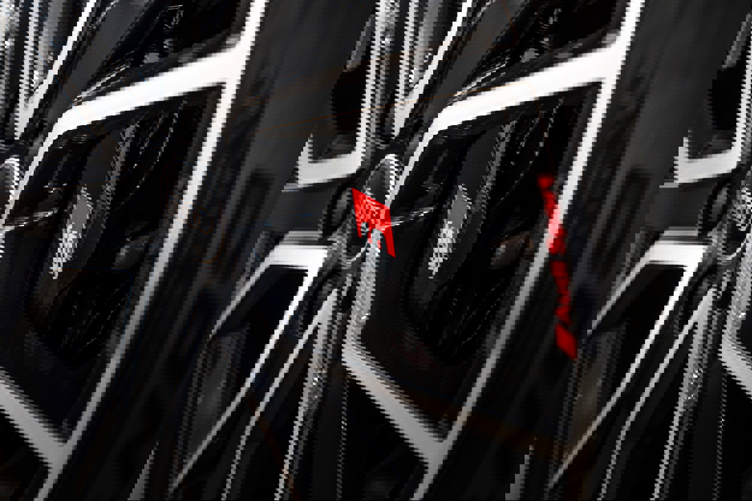 Certified 2024 Audi SQ5 Prestige w/ Prestige Package AWD/4WD image 21