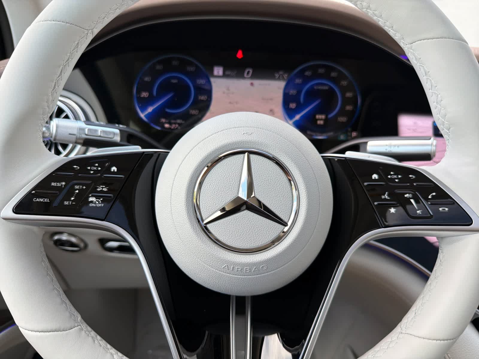 New 2027 Mercedes-Benz EQS 400 4MATIC SUV image 24