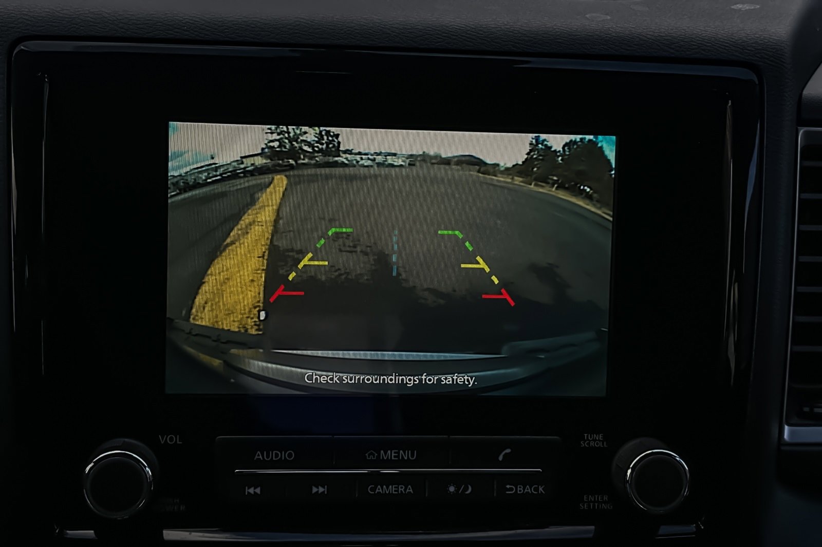 Used 2022 Nissan Frontier SV image 24