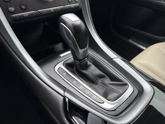 Used 2016 Ford Fusion Titanium AWD/4WD image 25