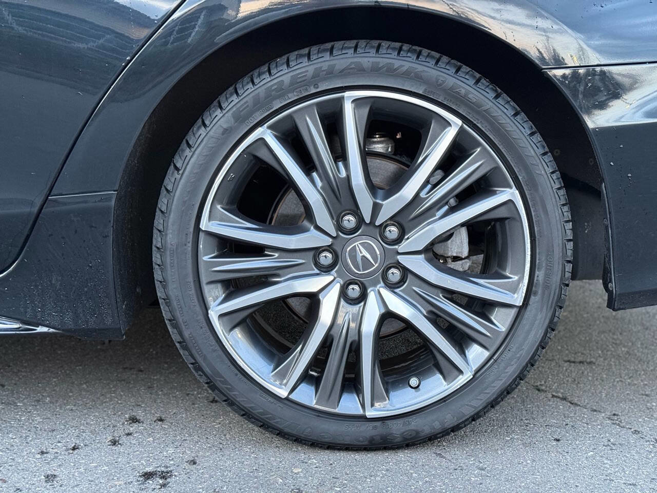 Used 2018 Acura RLX Sport Hybrid w/ Advance Pkg image 11