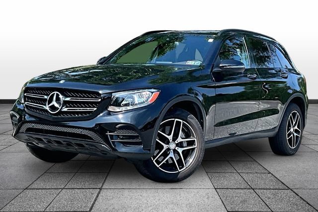 Used 2016 Mercedes-Benz GLC 300 4MATIC image 2