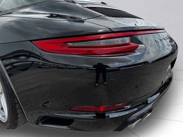 Used 2019 Porsche 911 Targa 4 AWD/4WD image 17