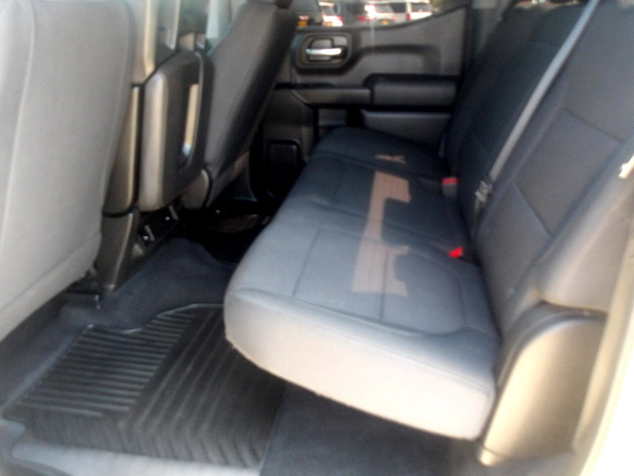 Used 2020 Chevrolet Silverado 1500 Custom w/ Custom Value Package RWD image 17