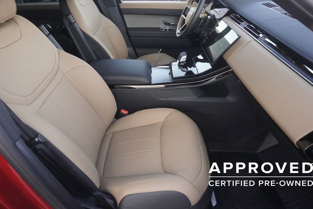 Used 2025 Land Rover Range Rover Sport Dynamic SE image 23