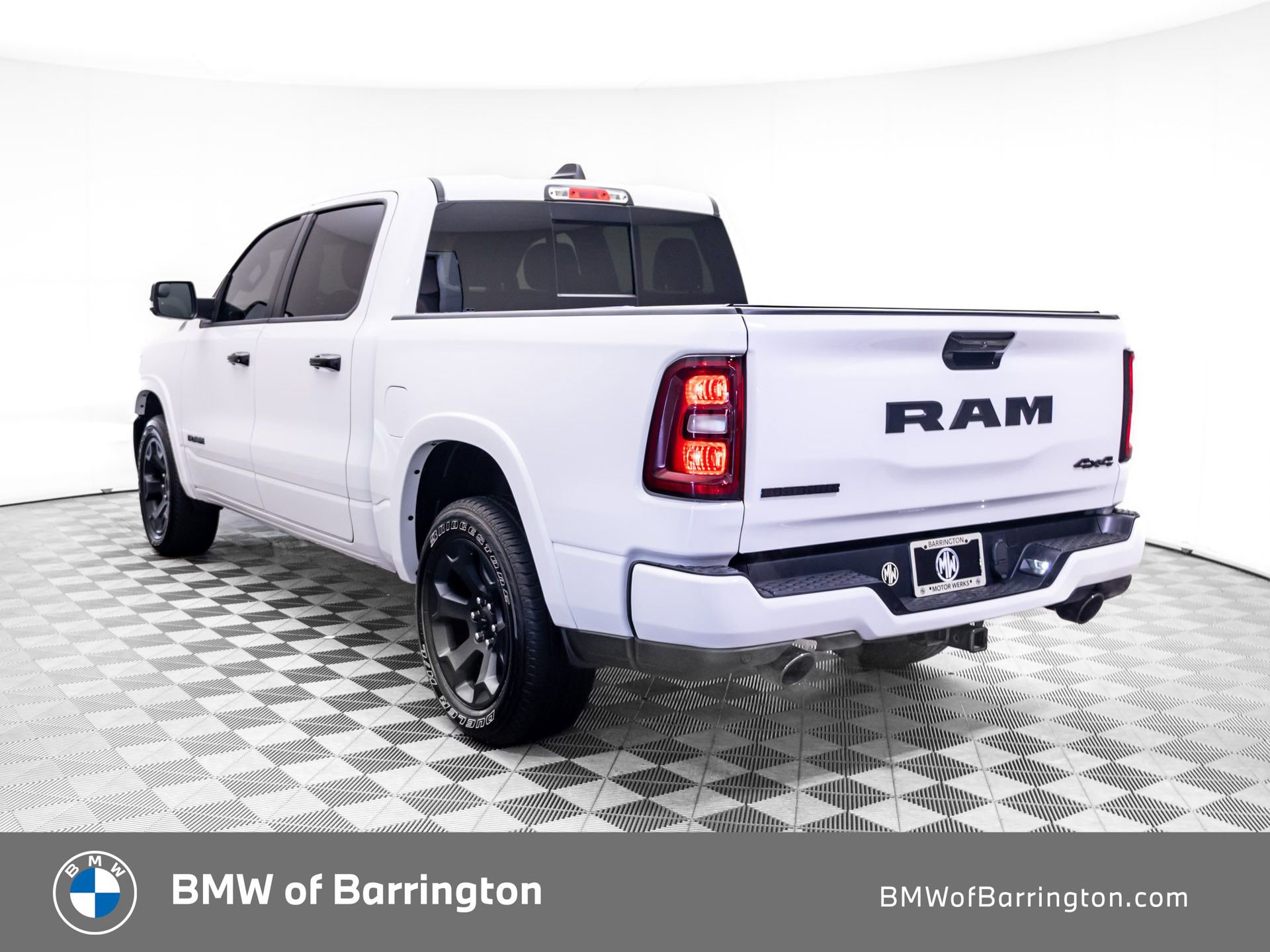Used 2025 RAM 1500 Big Horn AWD/4WD image 3