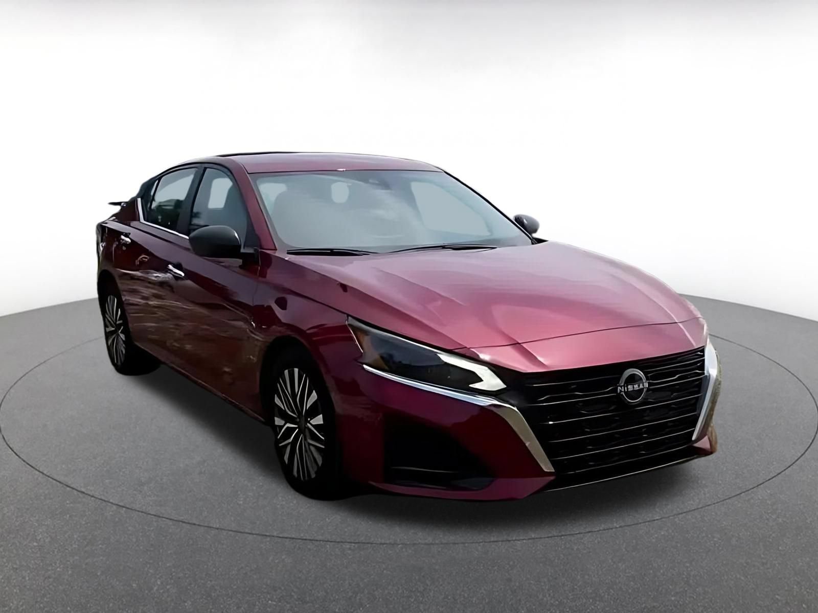 Used 2025 Nissan Altima 2.5 SV FWD video 2